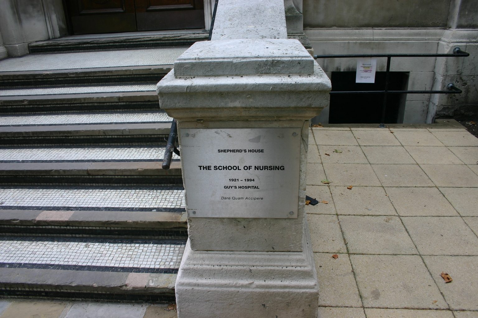 Shepherd's House School of Nursing, Guy's Hospital, London - 04.JPG
